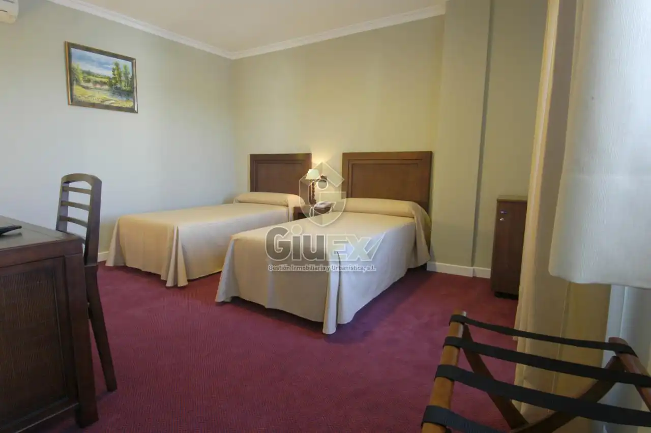 Bedroom of Commercial properties for sale in Montánchez