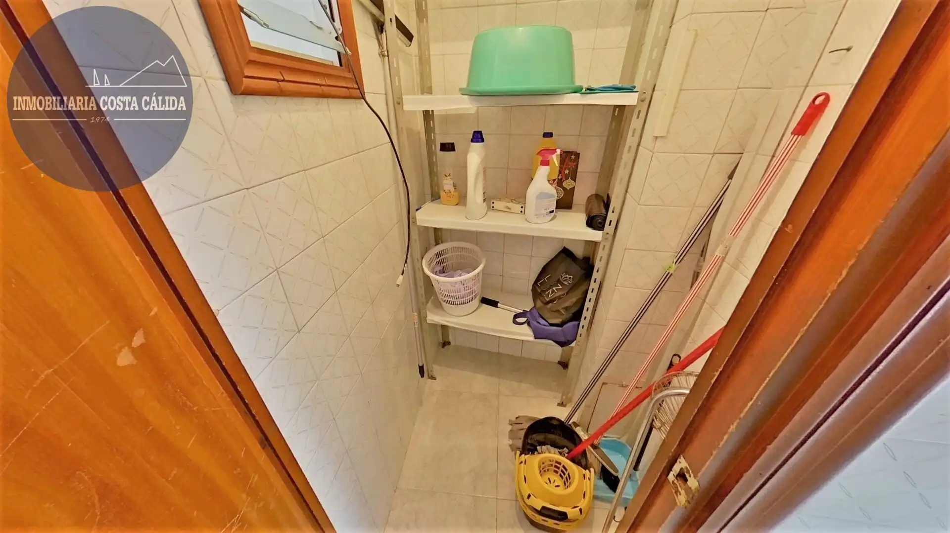 Baño de Apartamento en venta en Águilas con Aire acondicionado, Calefacción y Trastero