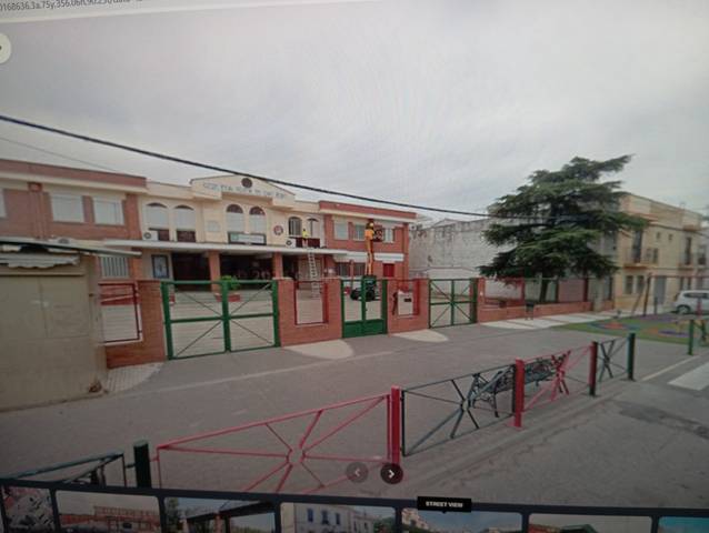 Terreno residencial en Venta en Calle Clavel en La Algaba