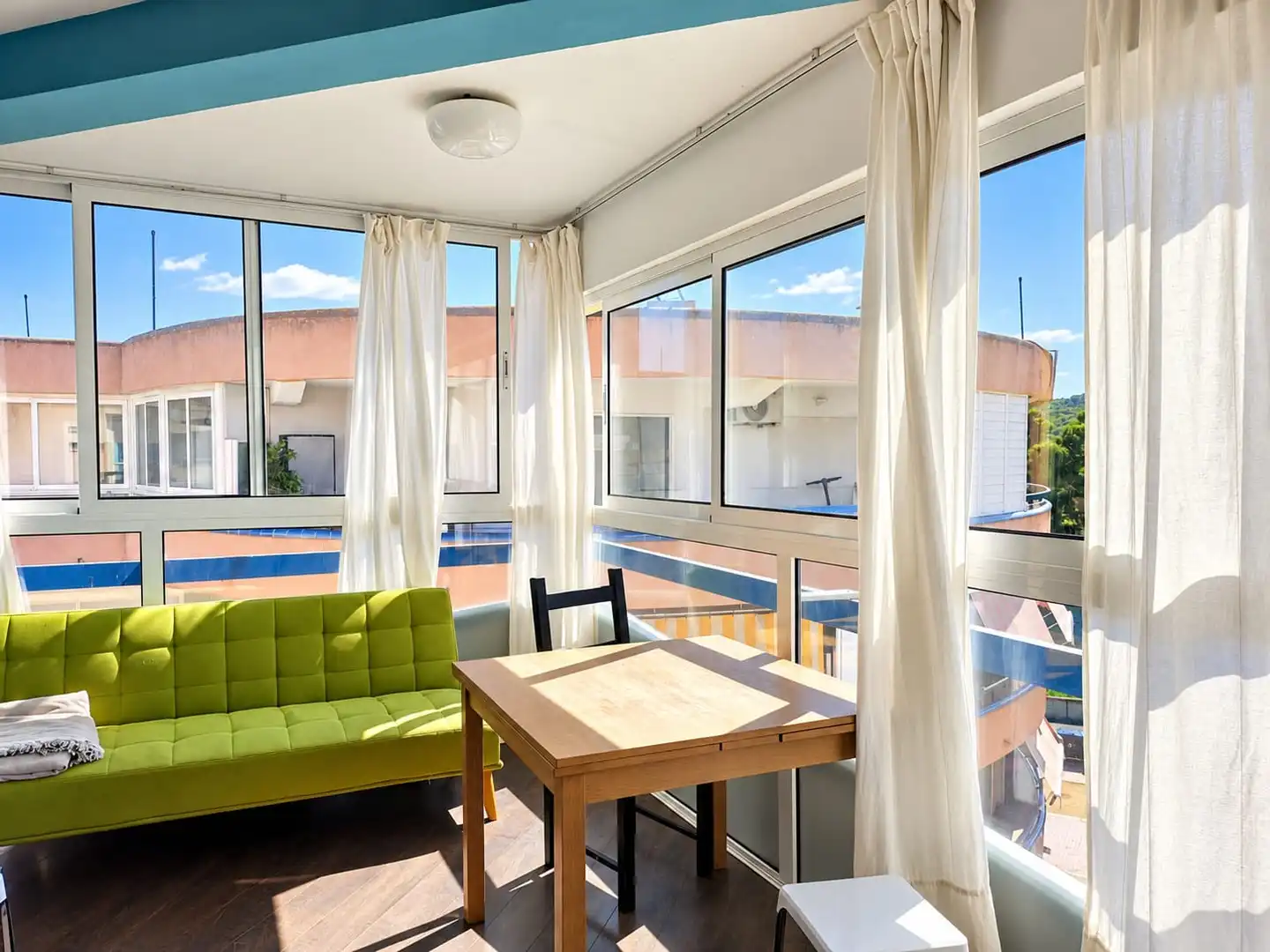 Apartment with terrace for sale in Avinguda Onze de Setembre, imagen 5