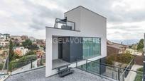 Exterior view of House or chalet for sale in Esplugues de Llobregat  with Air Conditioner, Heating and Private garden