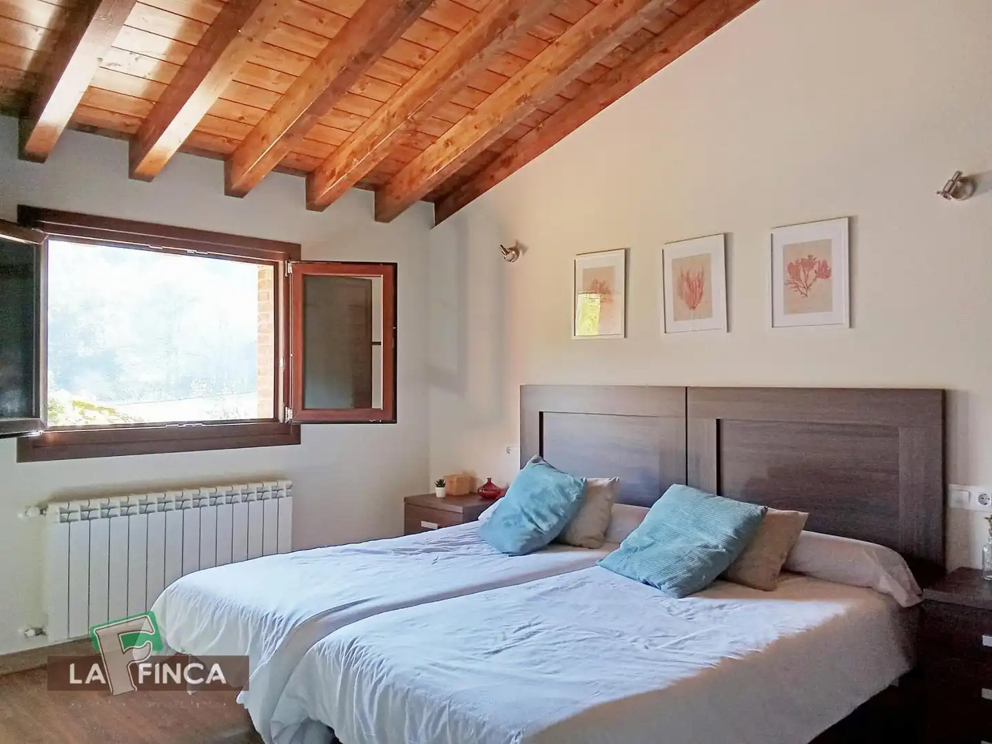 Bedroom of Houses for sale in Ribadesella  with Heating, Storage room and Furnished