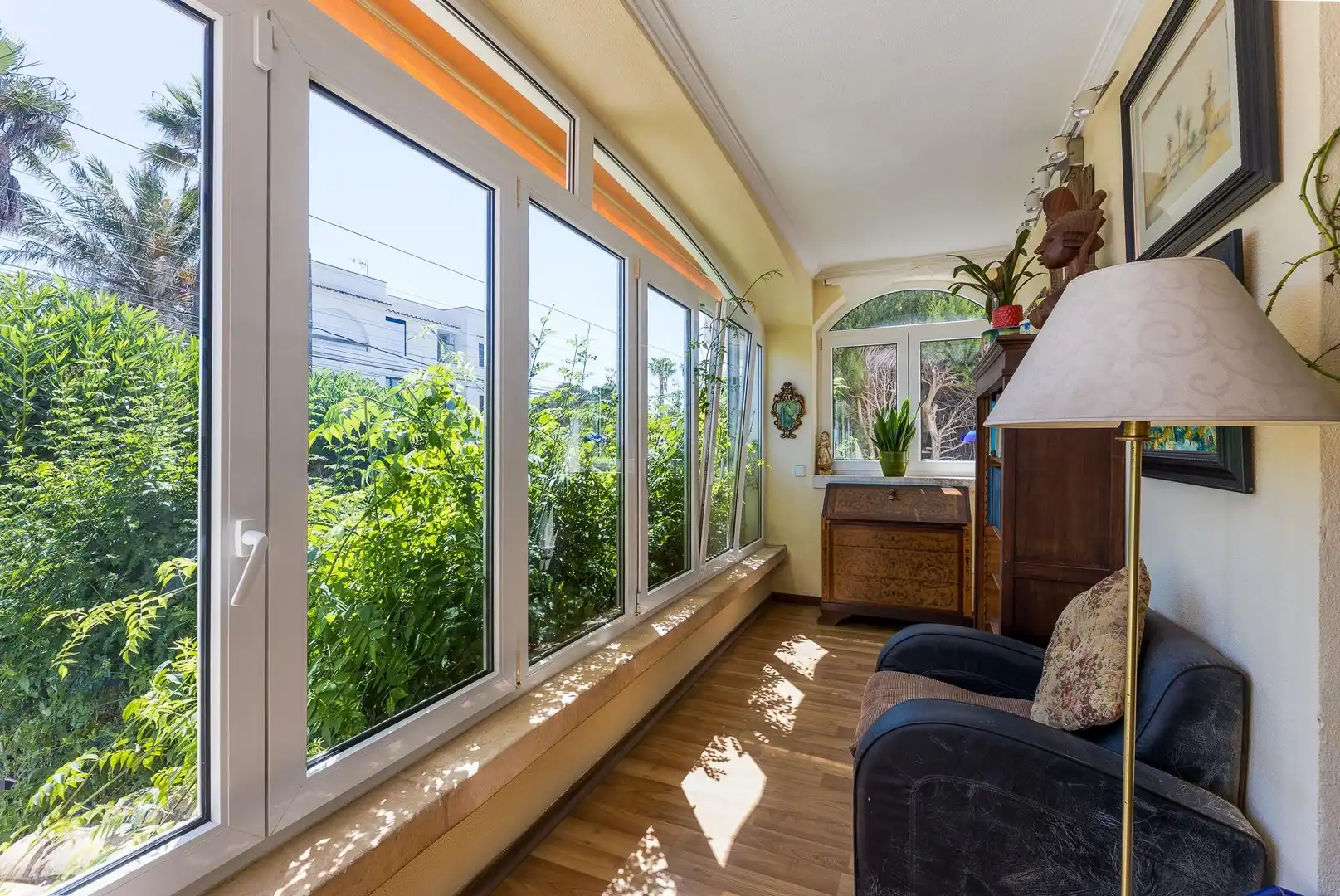 Terrasse von Einfamilien-Reihenhaus zum Verkauf in Ses Salines mit Klimaanlage, Heizung und Terrasse