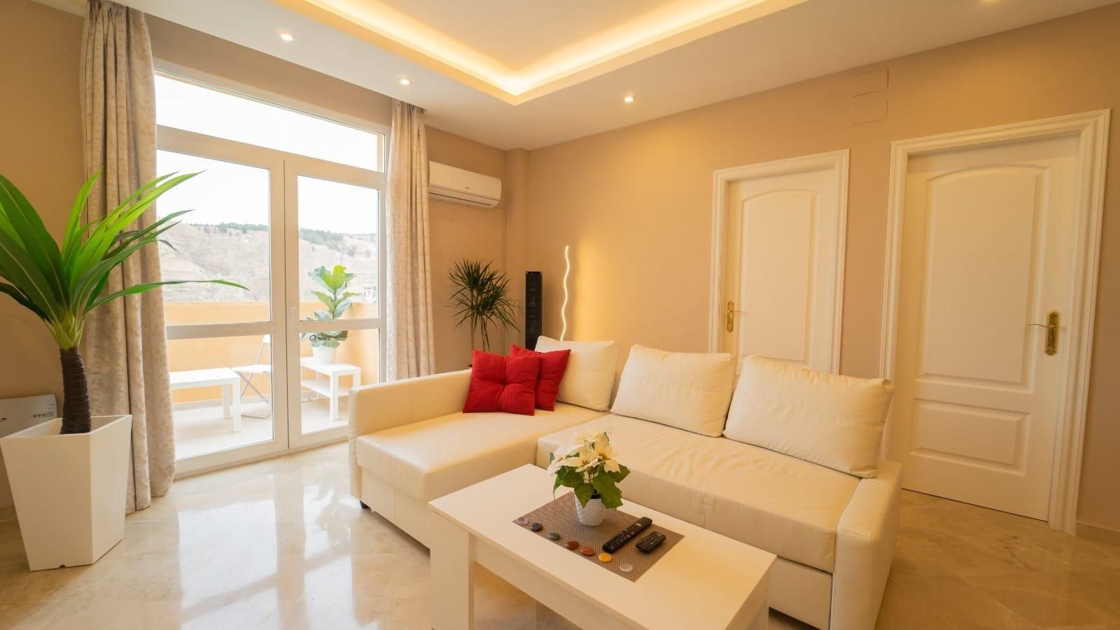 Living room of Flat for sale in  Granada Capital  with Air Conditioner, Storage room and Community pool