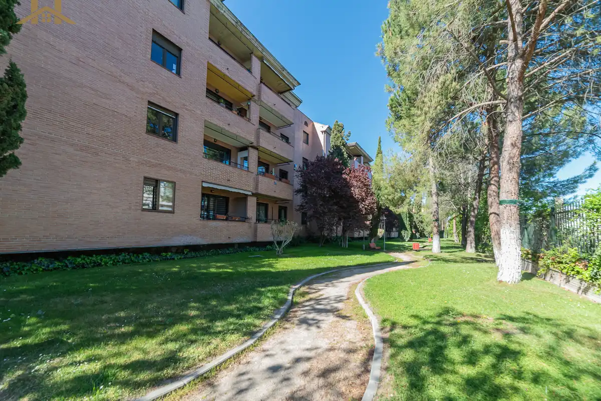 Vista exterior de Piso en venta en Madrid con Aire acondicionado, Calefacción y Terraza
