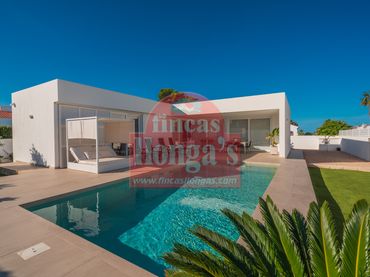Villa avec piscine à vendre à Cala Blanca
