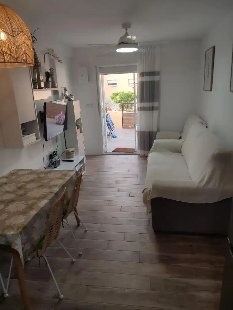 Wohnzimmer von Erdgeschoss zur Miete in Pilar de la Horadada mit Klimaanlage