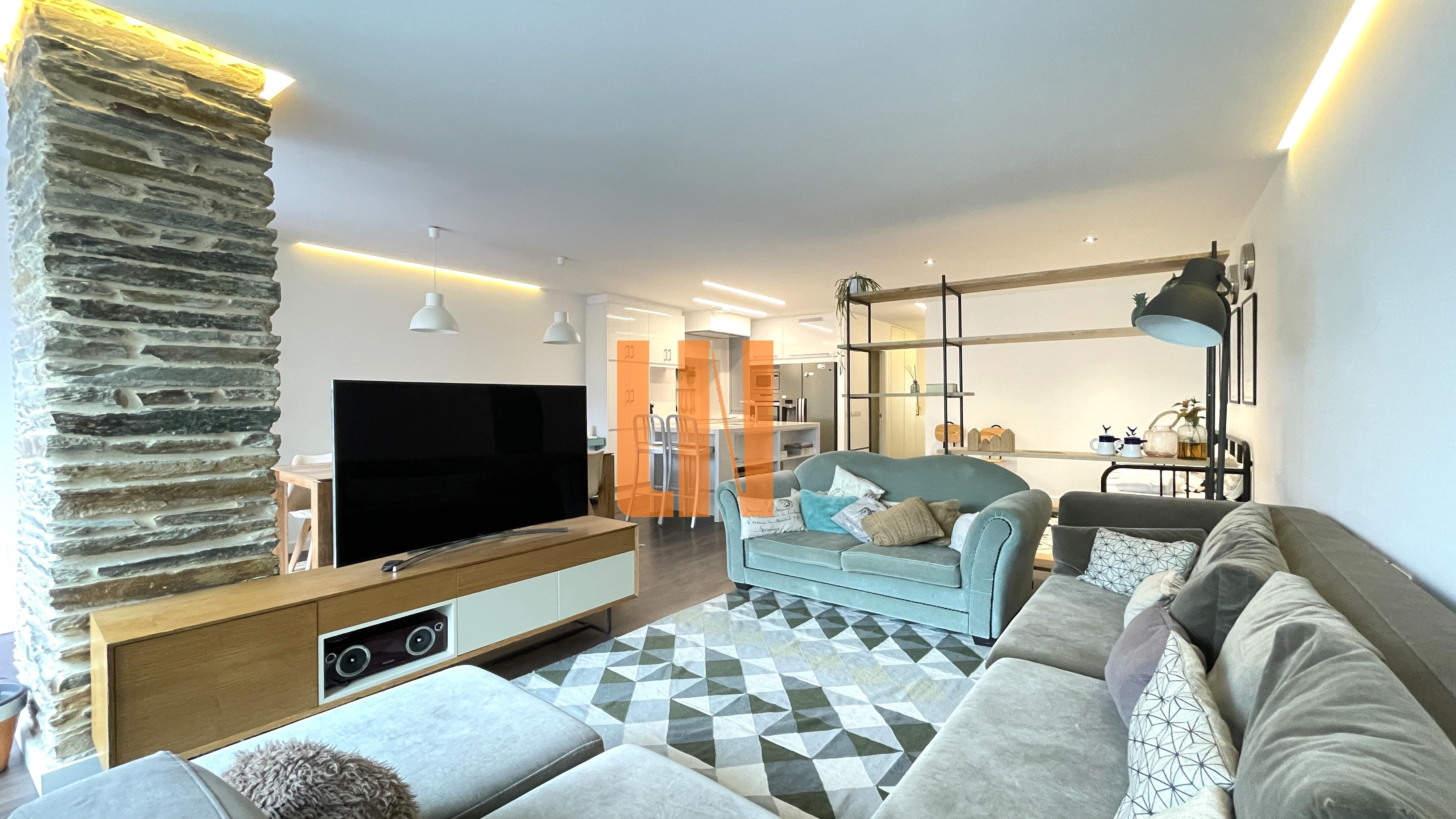 Living room of Flat for sale in Lugo Capital  with Heating, Parquet flooring and Terrace