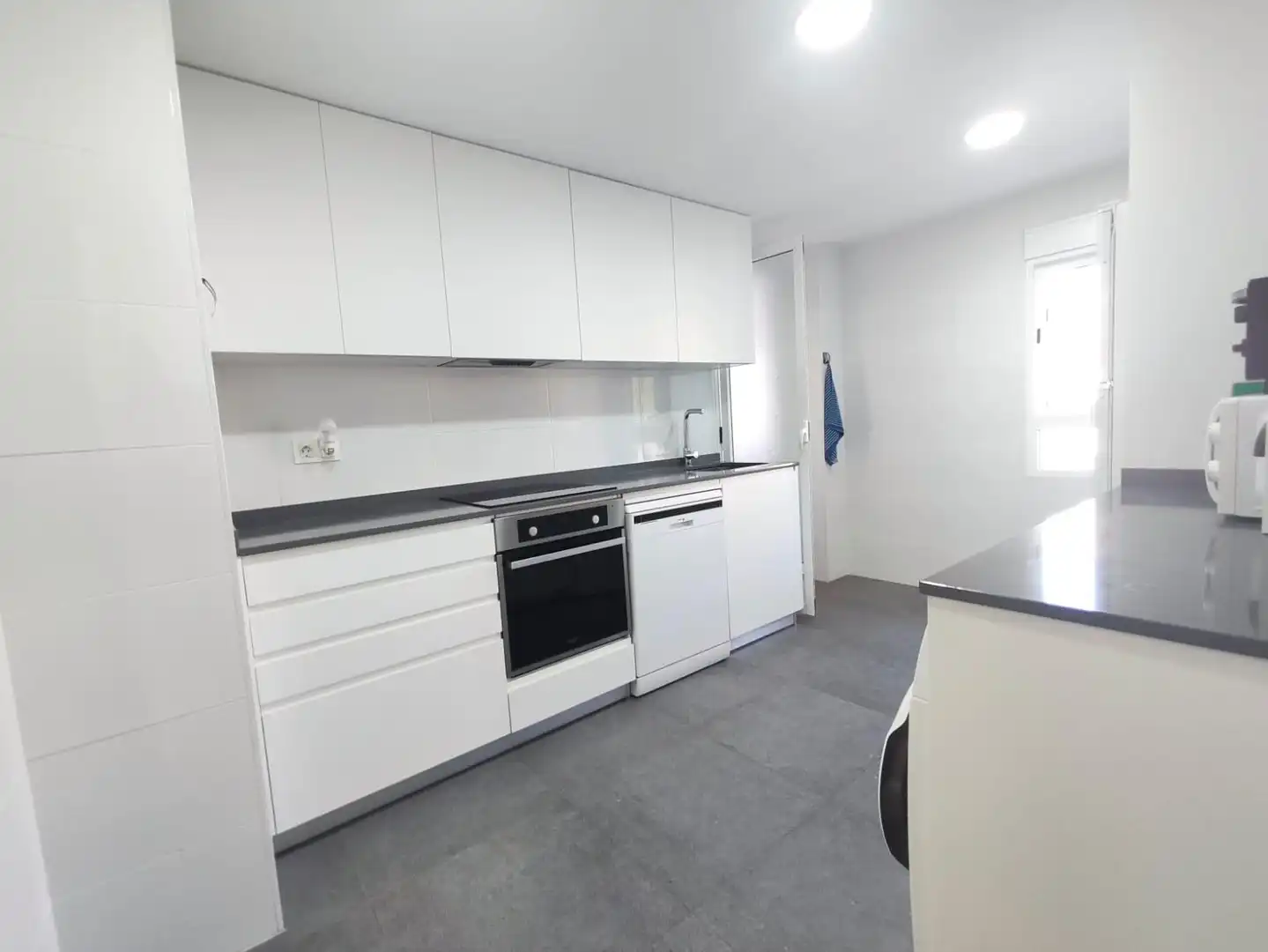 Cocina de Piso en venta en Valencia con Jardín privado