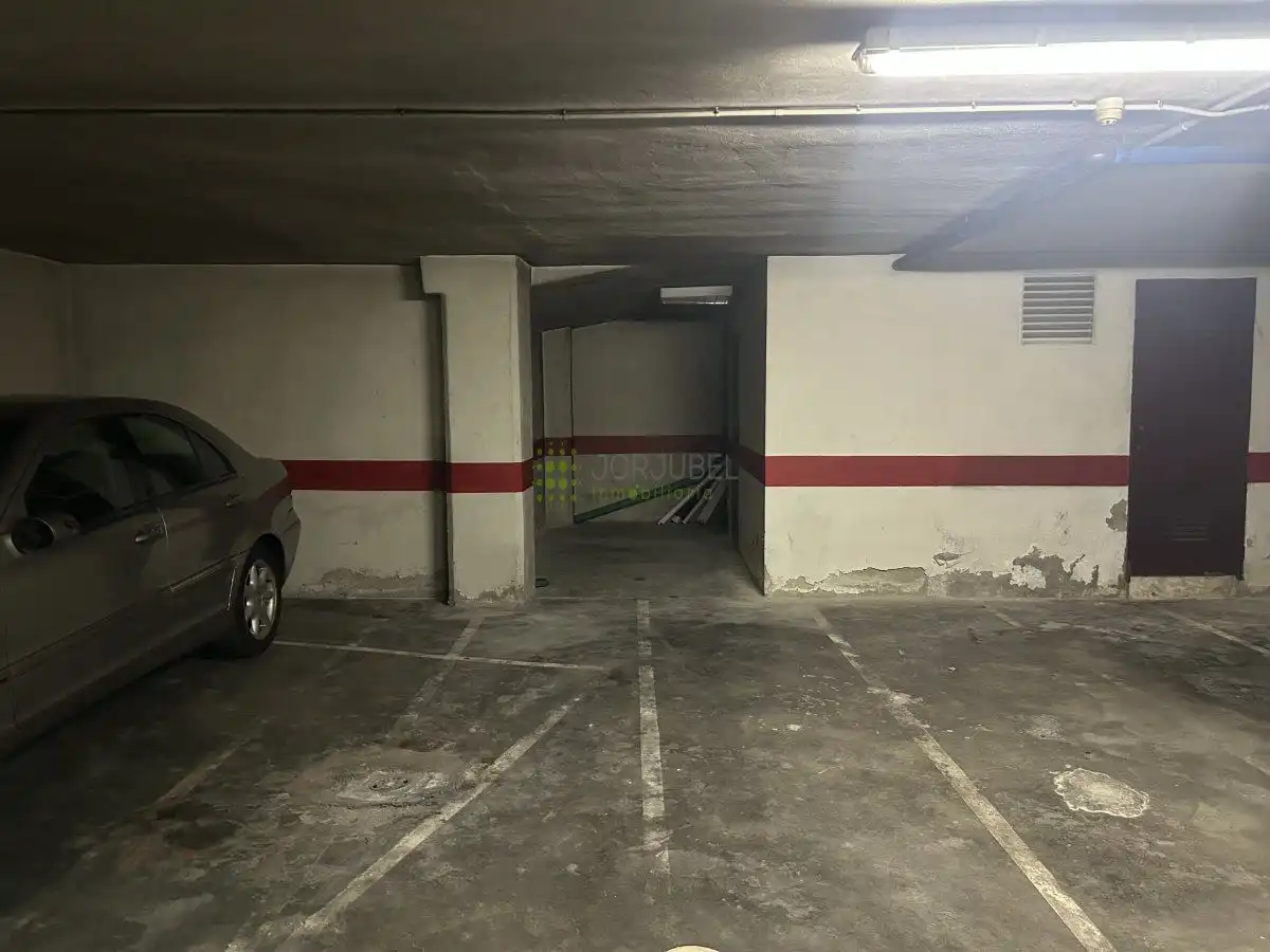 Parking de Piso en venta en Castellón de la Plana / Castelló de la Plana con Aire acondicionado, Calefacción y Trastero