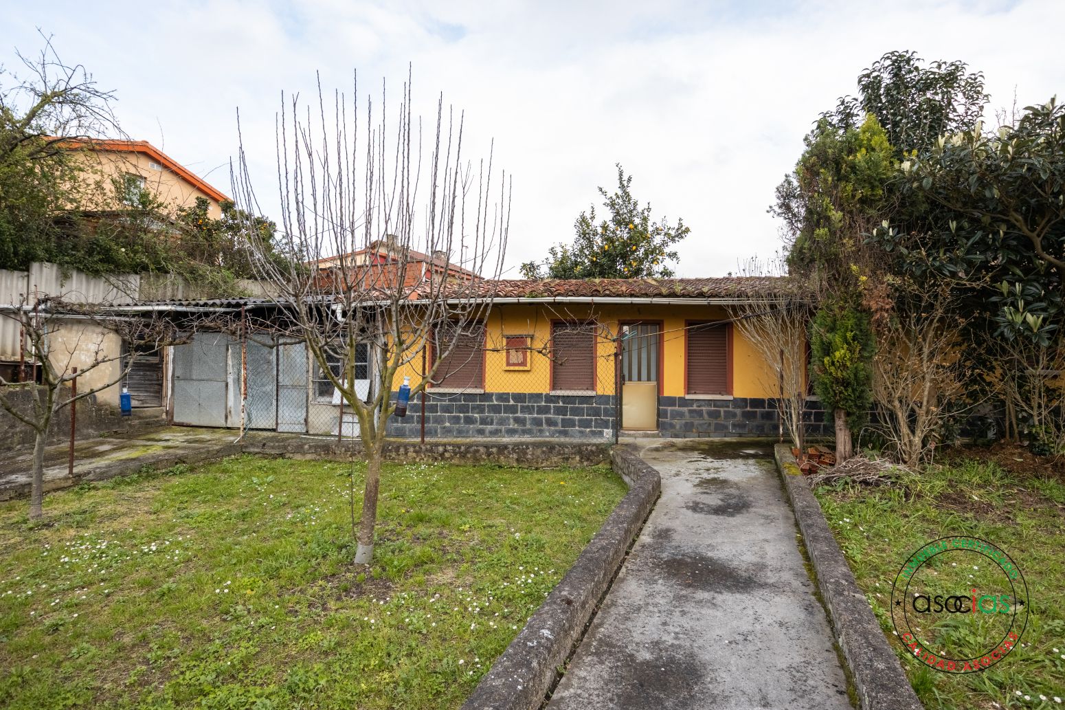 Exterior view of House or chalet for sale in Gijón   with Private garden and Storage room