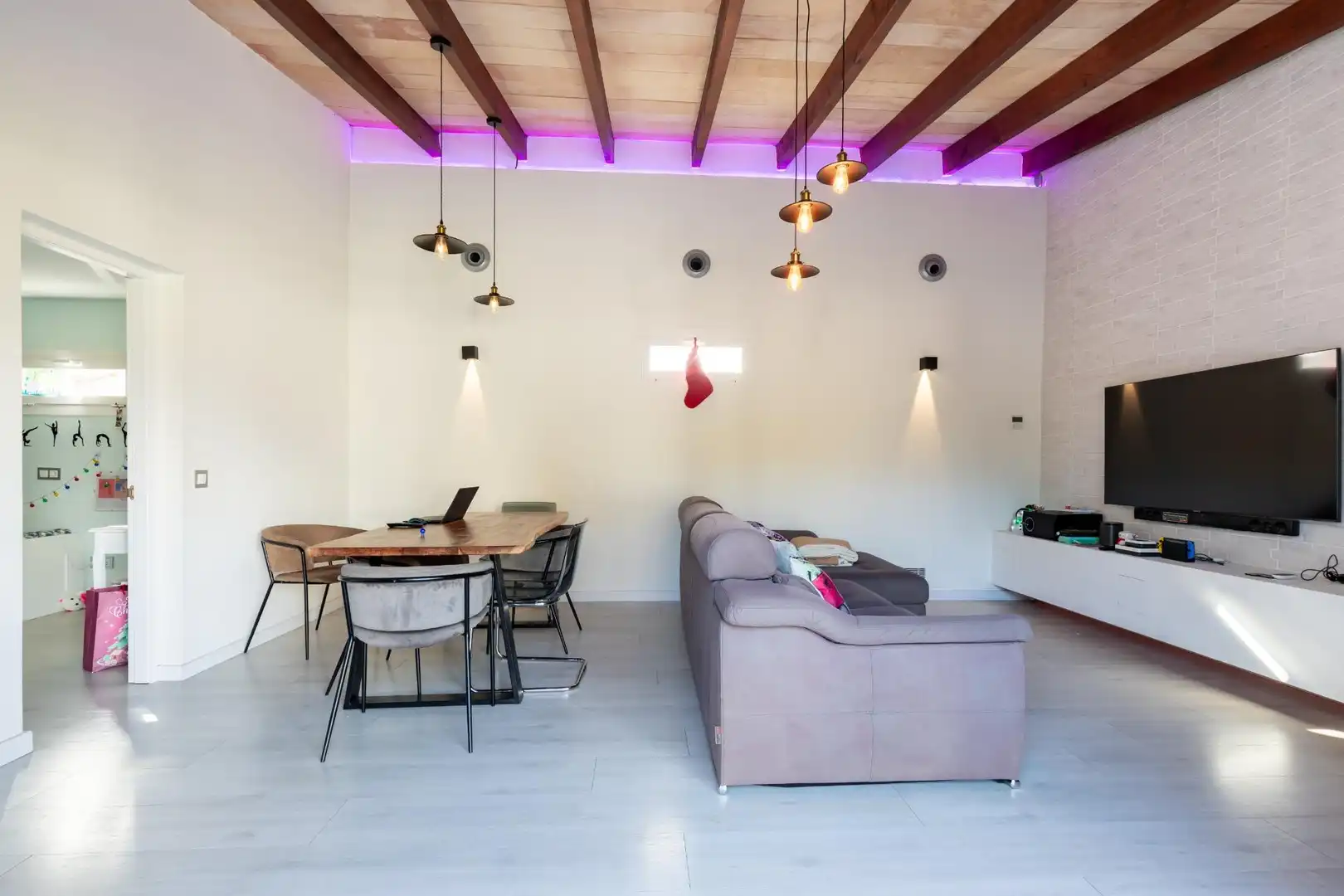 Sala d'estar de Casa o xalet en venda en  Palma de Mallorca amb Aire condicionat, Jardí privat i Parquet