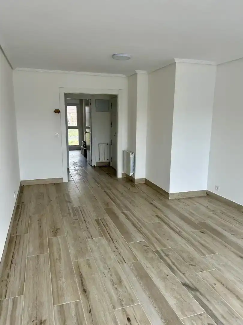Piso de alquiler en Santander con Trastero