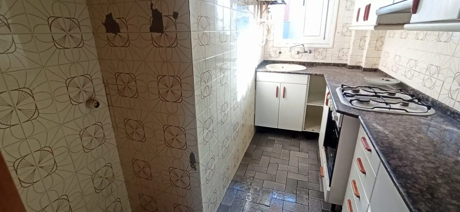 Kitchen of Flat for sale in Sabadell  with Heating