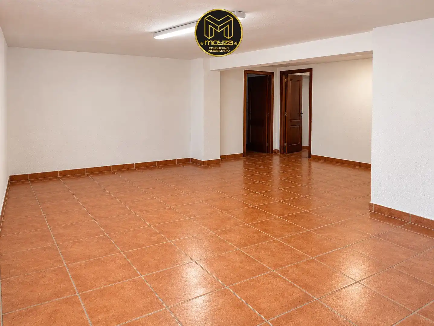 Detached house with garden for sale in Ctra. Circunvalación - La Magdalena, imagen 4