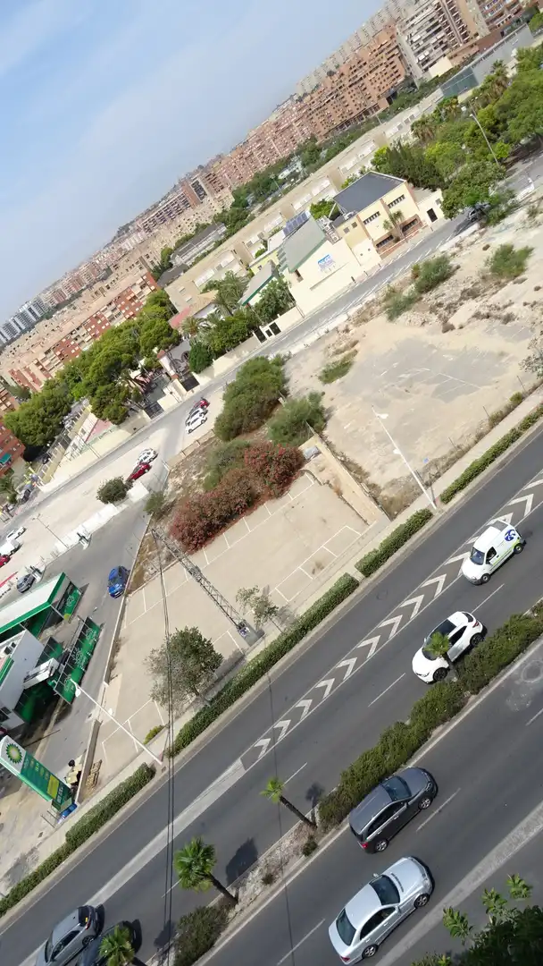 Vista exterior de Piso en venta en Alicante / Alacant con Aire acondicionado, Calefacción y Parquet