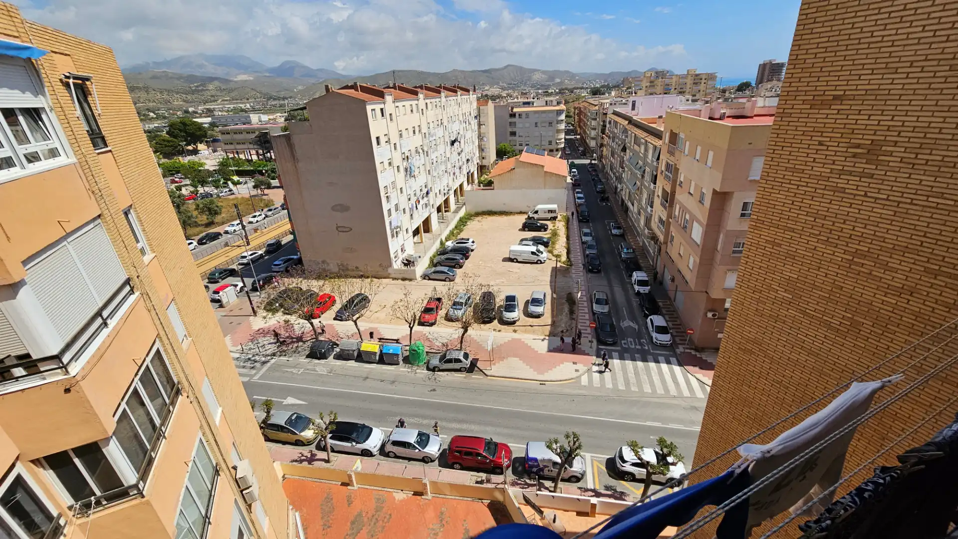 Vista exterior de Piso en venta en El Campello con Aire acondicionado, Calefacción y Parquet