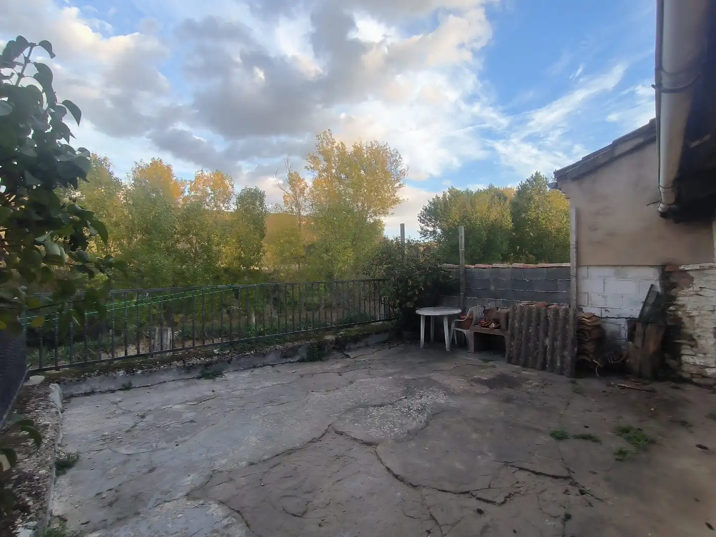 Terrassa de Casa o xalet en venda en Briviesca amb Calefacció, Jardí privat i Terrassa