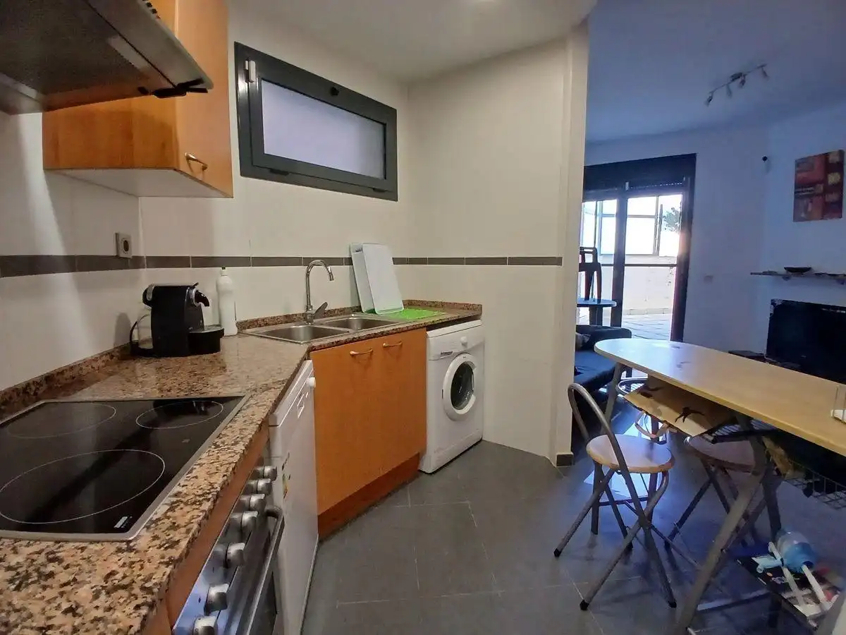 Cocina de Apartamento en venta en Deltebre con Terraza, Amueblado y Piscina comunitaria