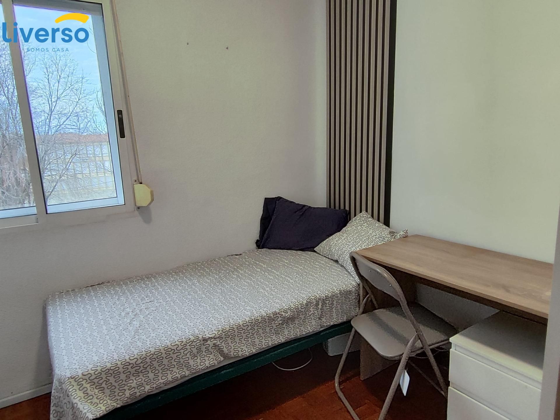 Piso para compartir en Calle CARMEN DE BURGOS, Barriada Inmaculada - Zurbarán, Capiscol - Gamonal