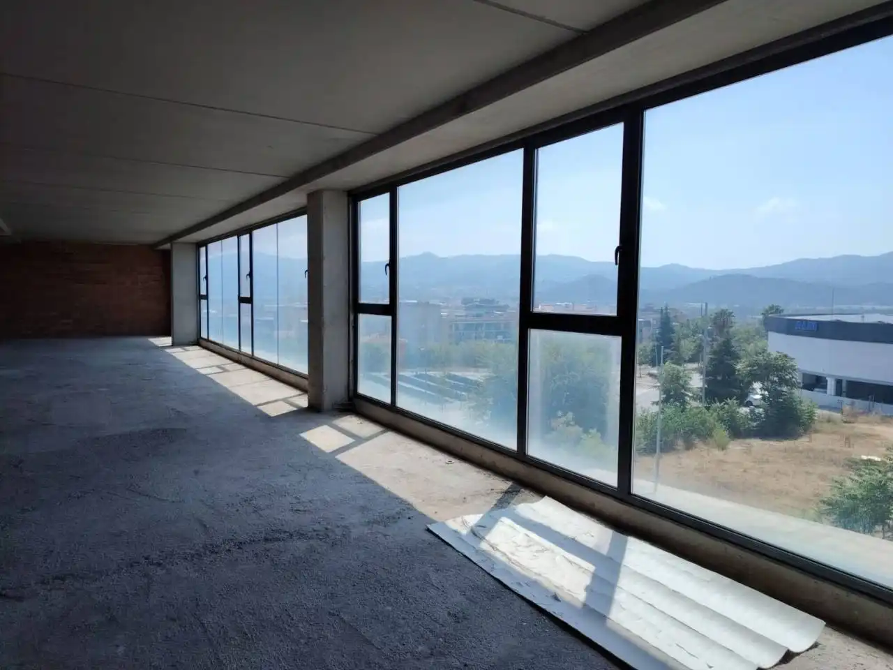 Vista exterior de Local de lloguer en Mollet del Vallès