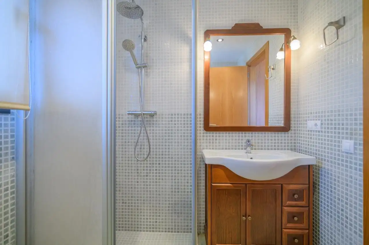 Bany de Casa o xalet en venda en Castellnou de Bages amb Jardí privat, Terrassa i Piscina
