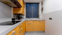 Flat for sale in Centre, imagen 2