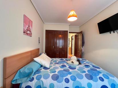 Bedroom of Flat for sale in Ourense Capital   with Heating, Storage room and Balcony