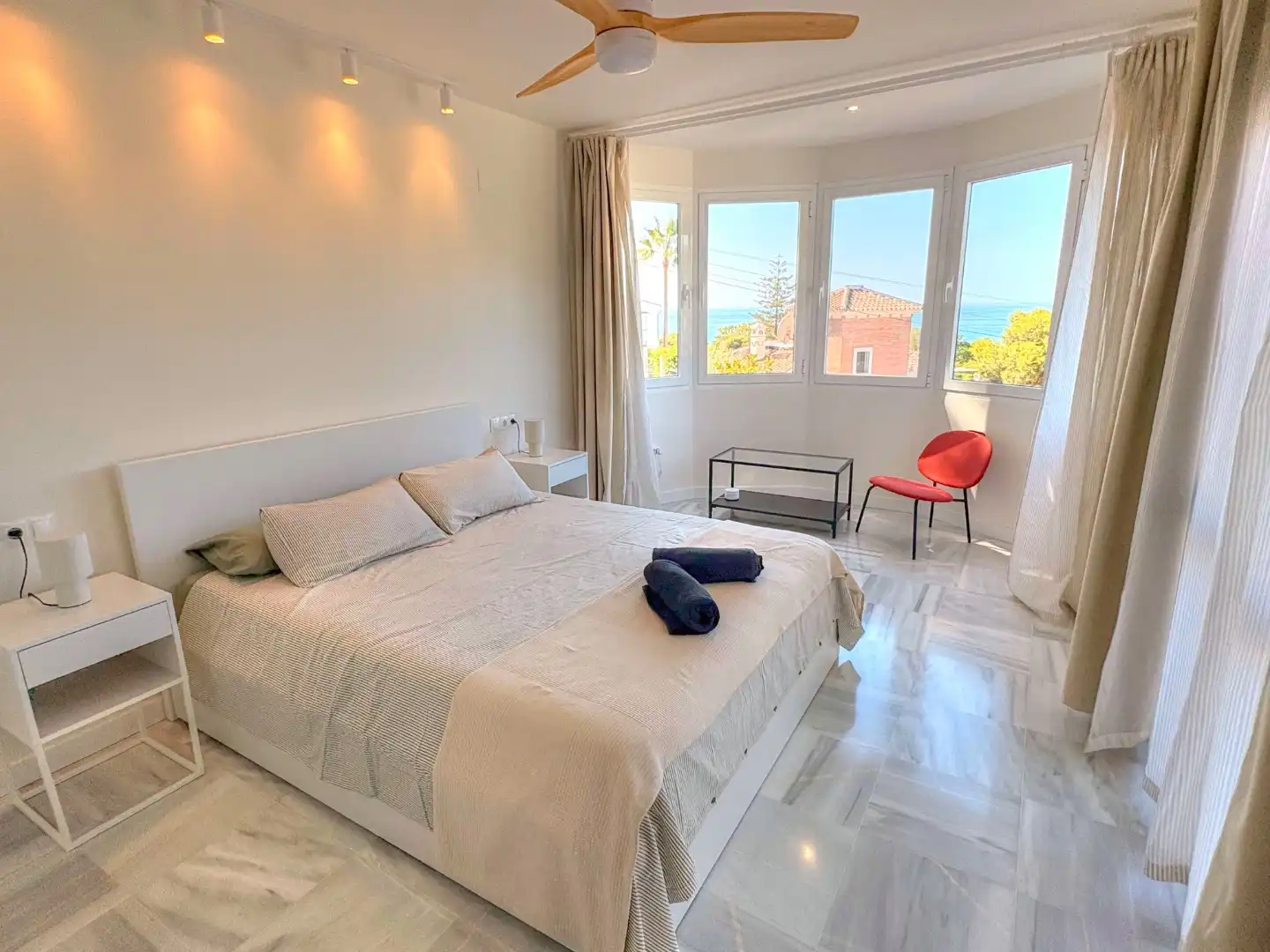 Houses for rent in Vélez-Málaga, Málaga