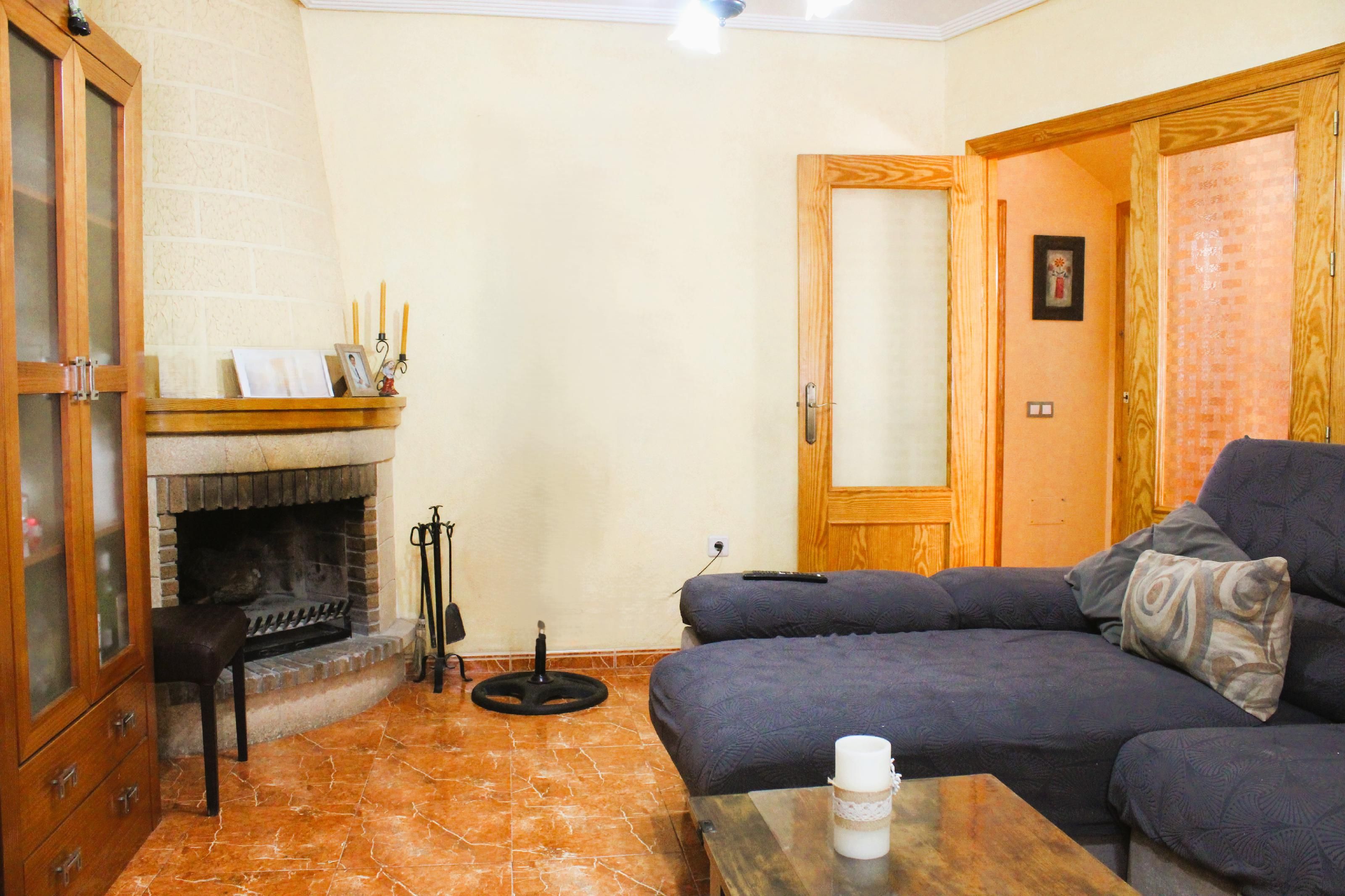 Living room of Single-family semi-detached for sale in Orihuela  with Air Conditioner, Terrace and Balcony