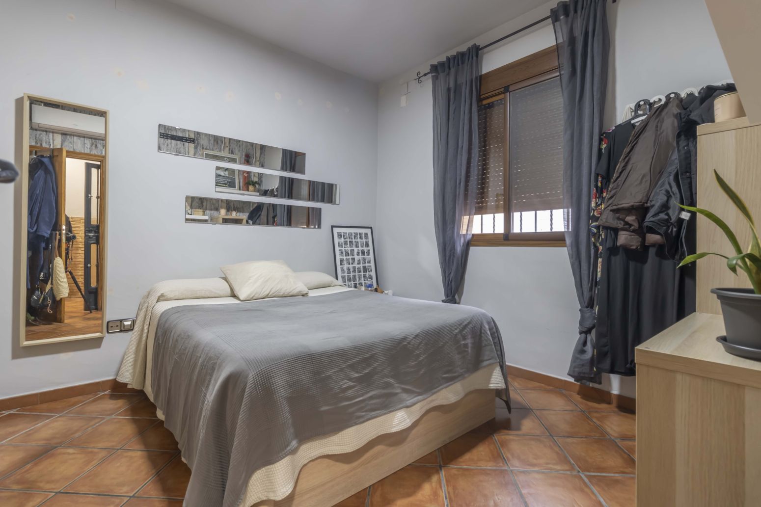 Dormitori de Casa o xalet en venda en  Sevilla Capital amb Aire condicionat, Terrassa i Balcó