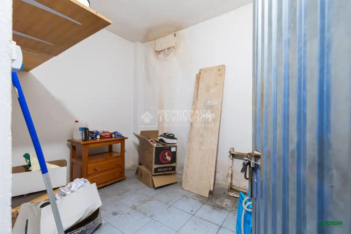 Piso en venta en Almería con Aire acondicionado