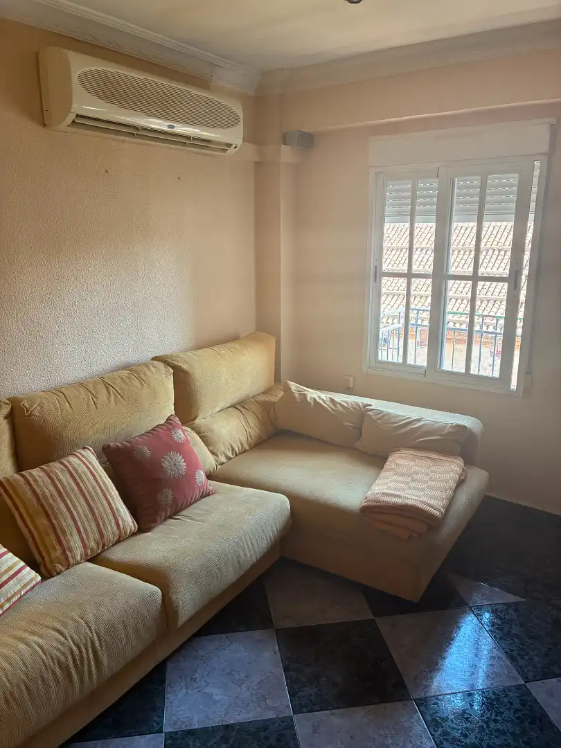 Sala de estar de Piso en venta en Jaén con Aire acondicionado, Amueblado y Balcón