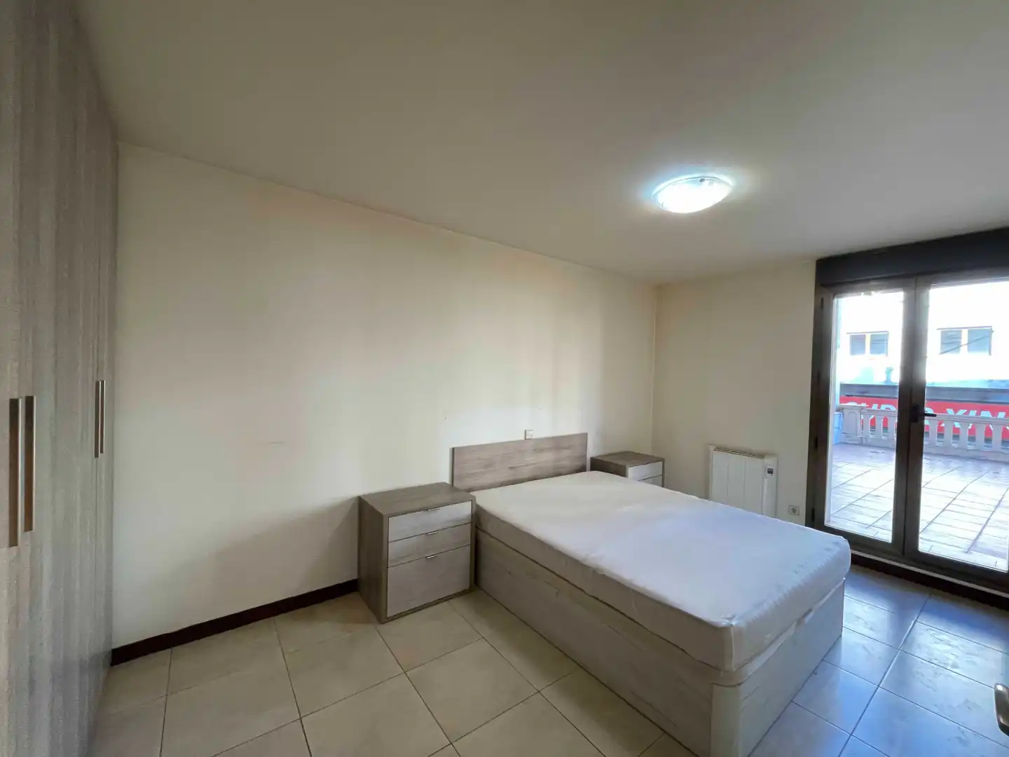 Schlafzimmer von Wohnung zur Miete in Graus mit Heizung, Terrasse und Möbliert