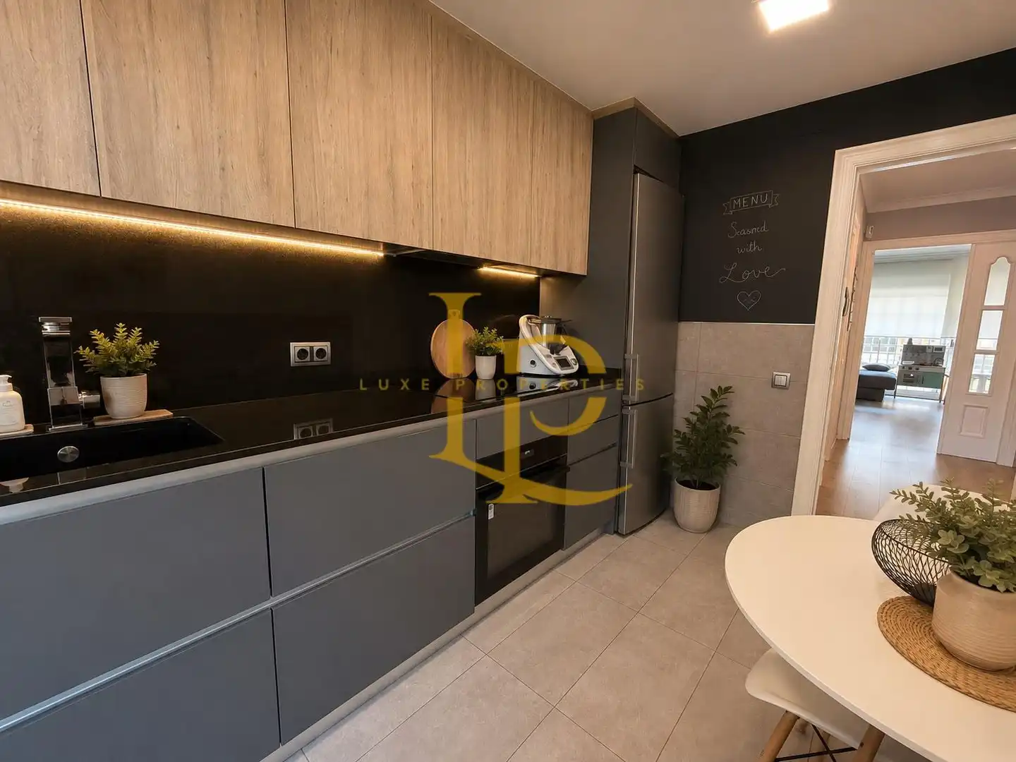 Cocina de Casa o chalet en venta en Rubí con Aire acondicionado, Calefacción y Terraza