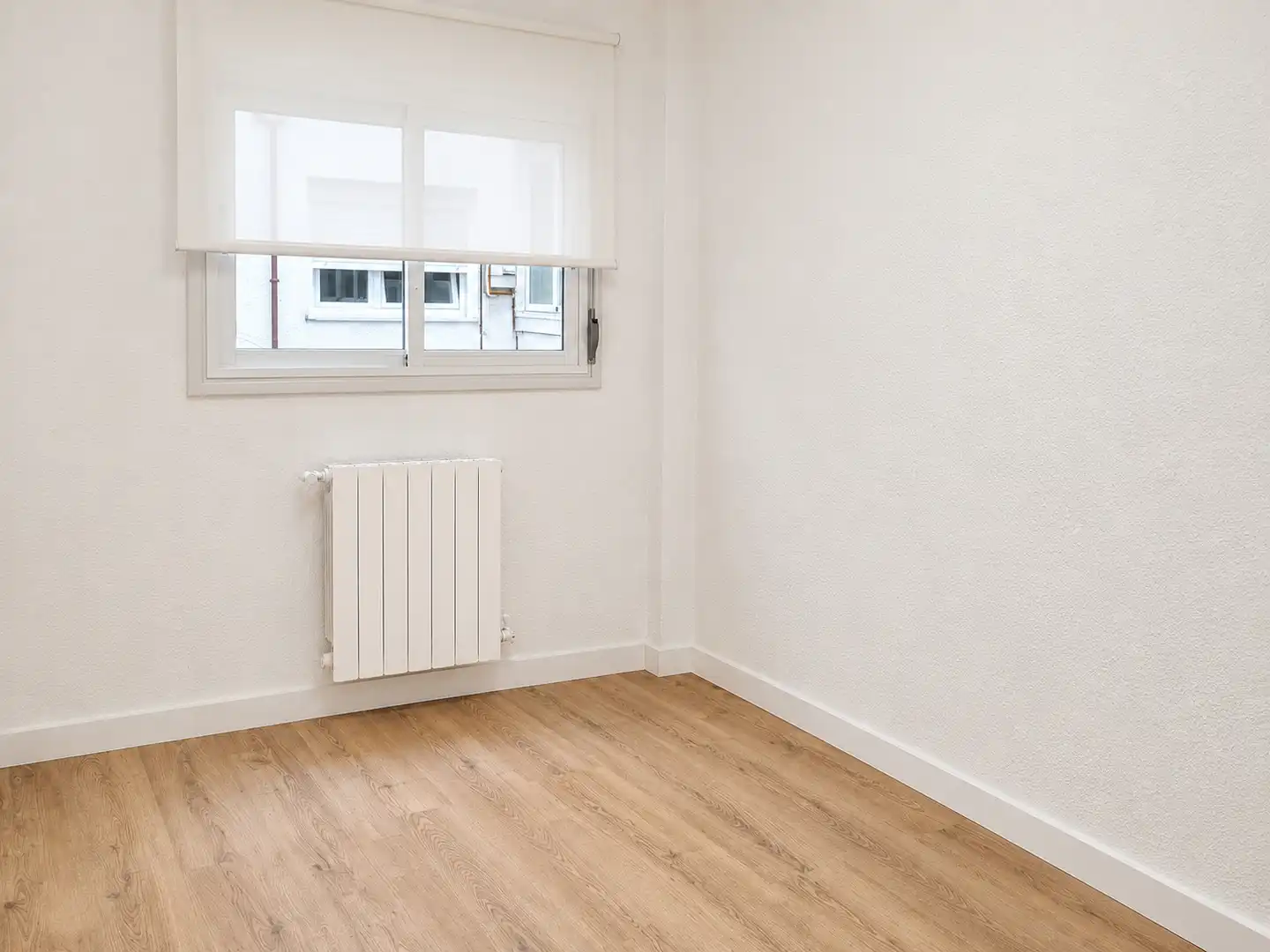 Bedroom of Flat for sale in Madrid  with Heating, Oven and Washing machine