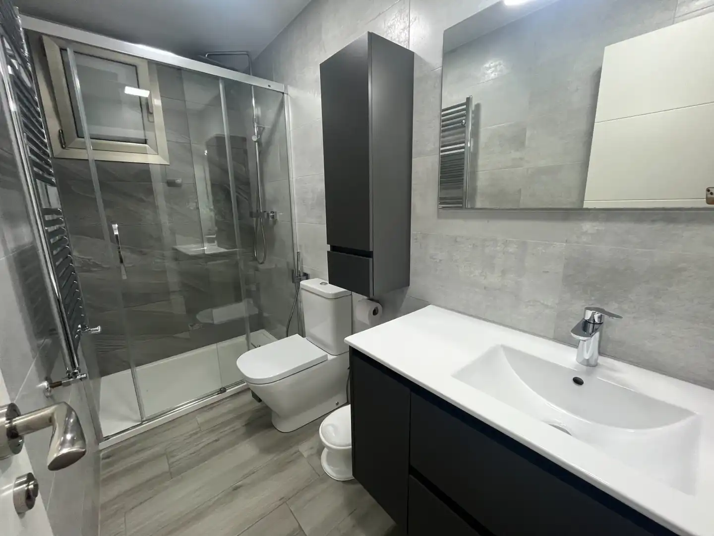 Baño de Piso en venta en Barcelona con Aire acondicionado, Calefacción y Terraza
