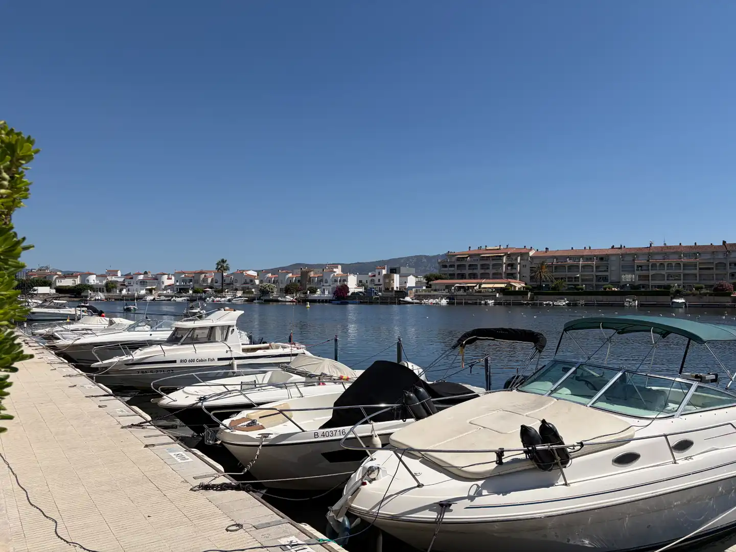 Apartament en venda en Empuriabrava amb Aire condicionat, Terrassa i Moblat