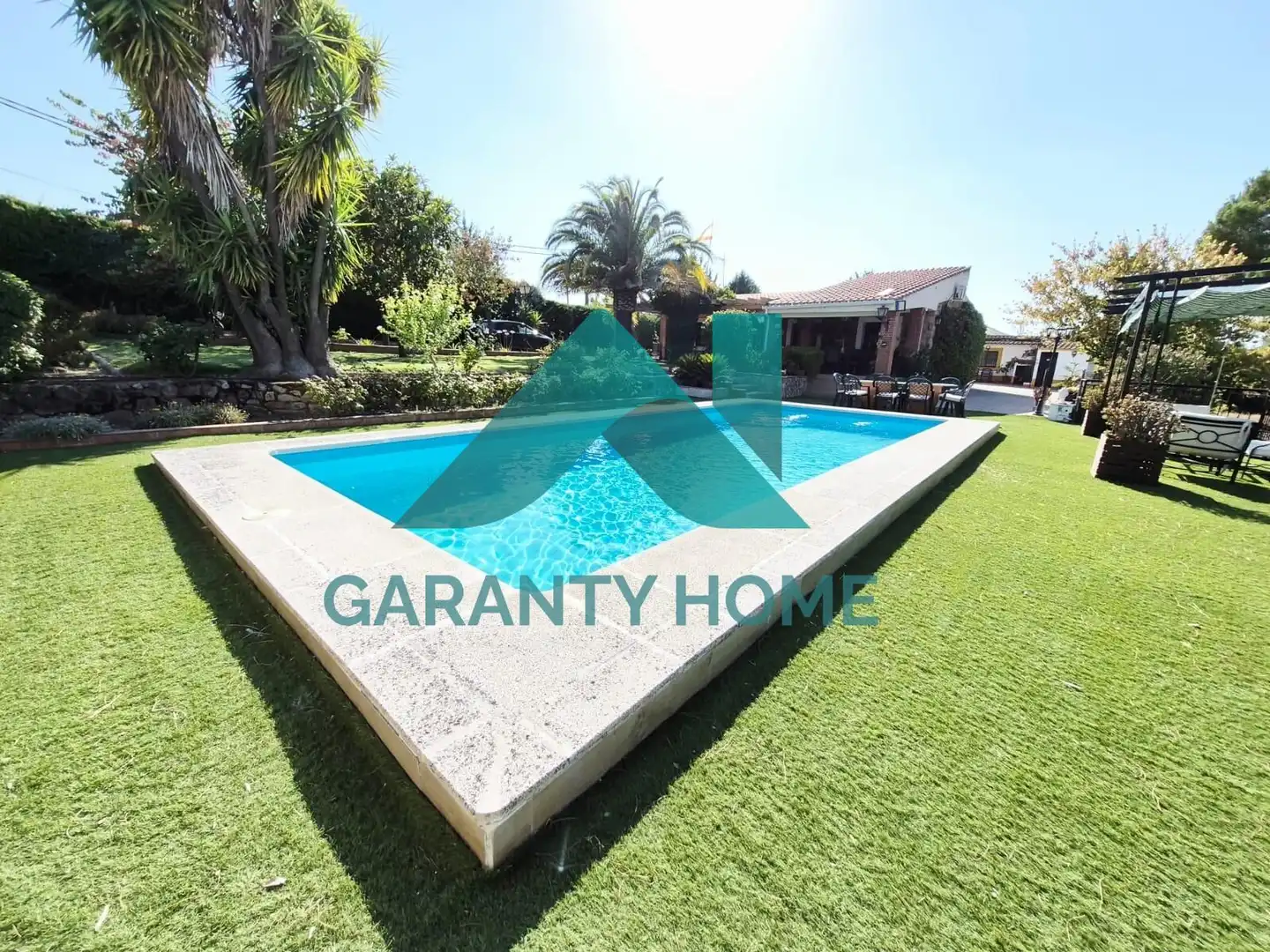 Exterior view of Houses for sale in Casar de Cáceres  with Air Conditioner, Private garden and Terrace
