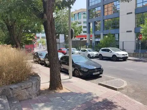 Aparcament de Garatge de lloguer en Madrid