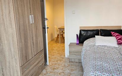 Bedroom of Flat to share in  Valencia Capital  with Heating and Furnished