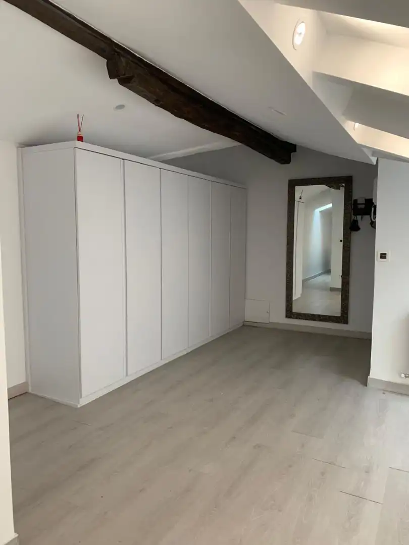 Attic for rent in Ordoño II, Centro Ciudad