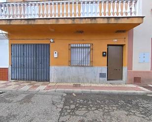 Vista exterior de Casa o xalet en venda en Tocina