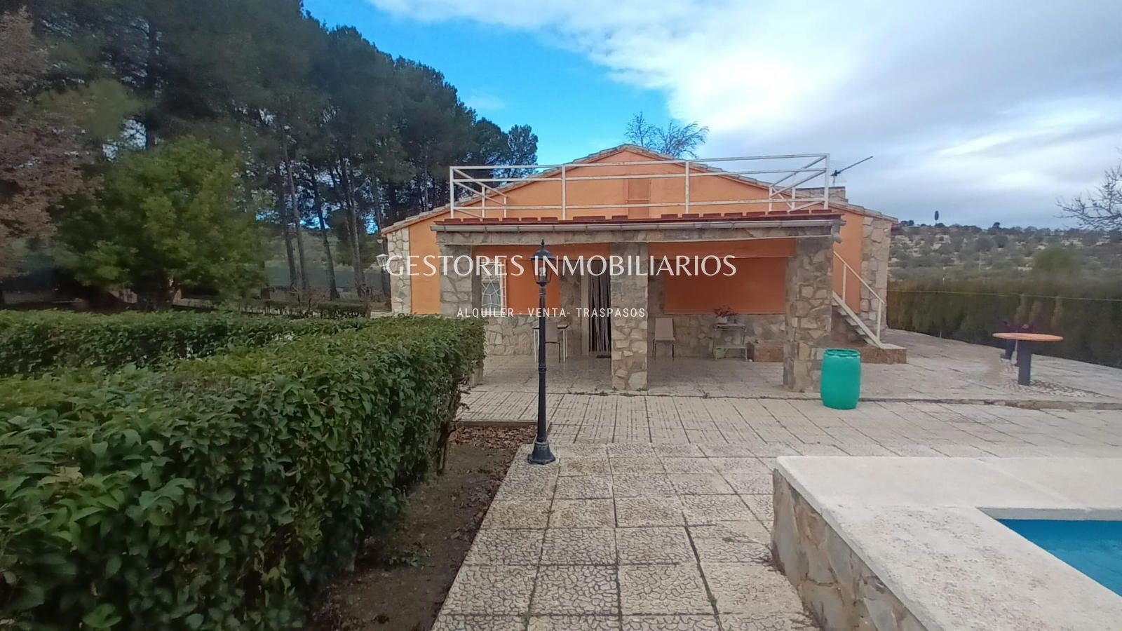 Vista exterior de Casa o xalet en venda en Benilloba amb Terrassa i Piscina