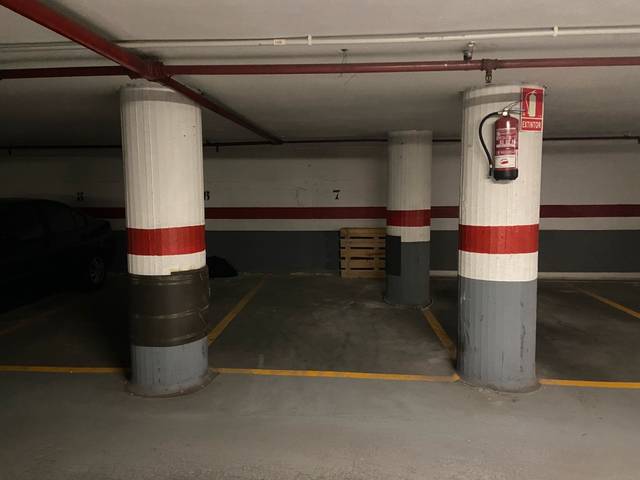 Garaje en Venta en Municipi en El Clot