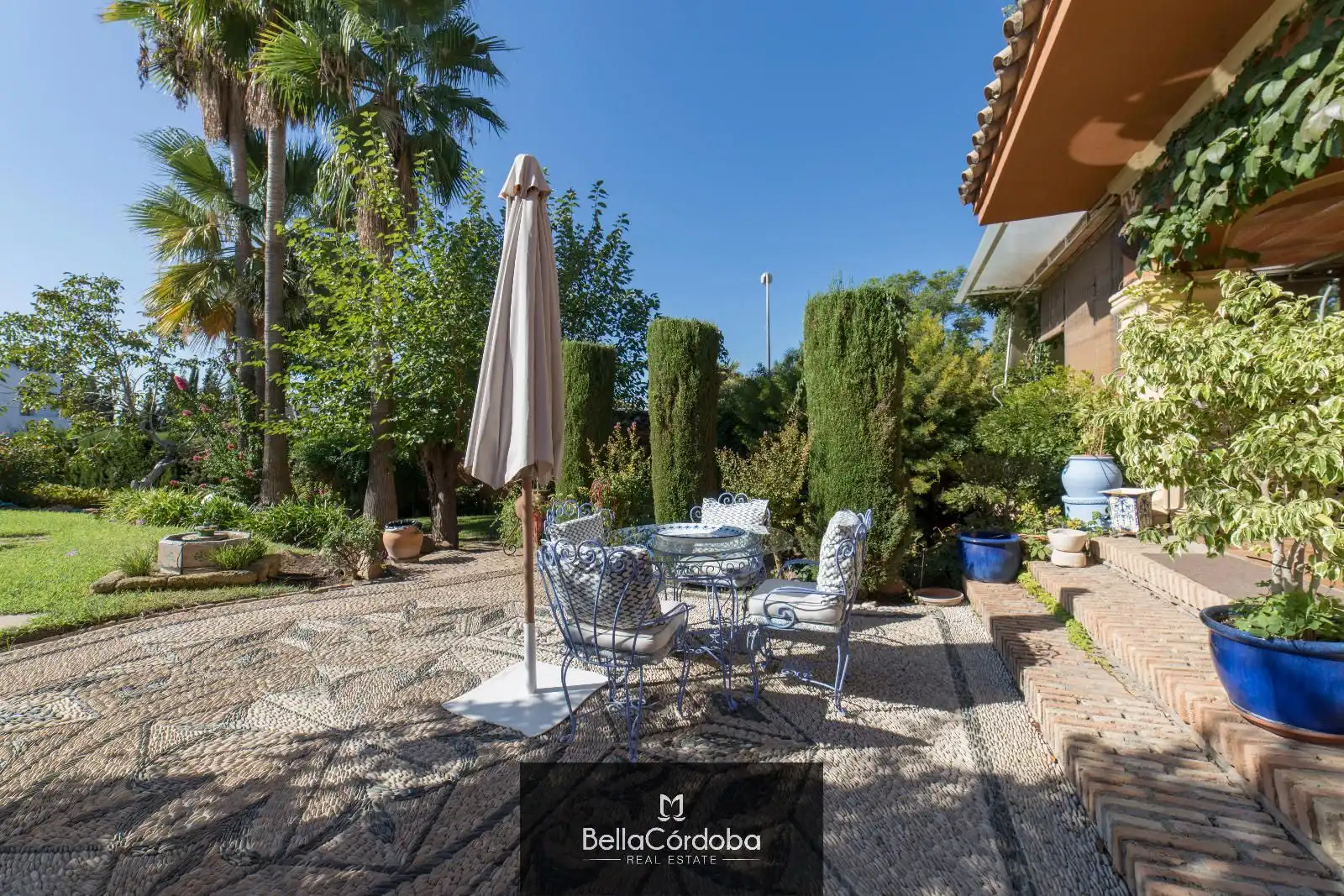 Garden of Houses for sale in Córdoba  with Air Conditioner, Heating and Terrace