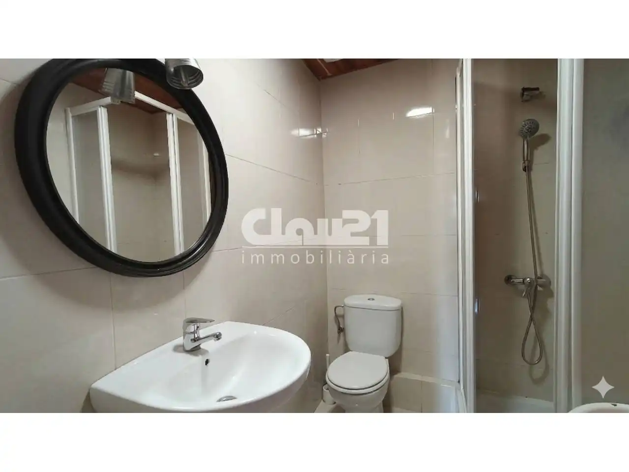 Baño de Piso en venta en Berga con Calefacción, Parquet y Terraza