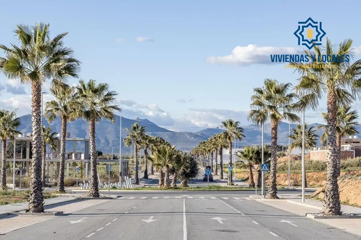 Terreny residencial en venda a Calle 18220 44, imagen 2