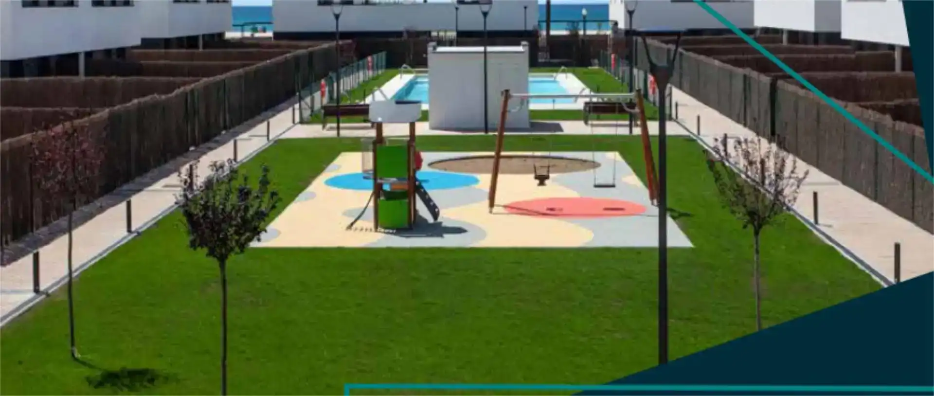 Swimming pool of Houses for sale in El Vendrell  with Air Conditioner, Swimming Pool and Balcony