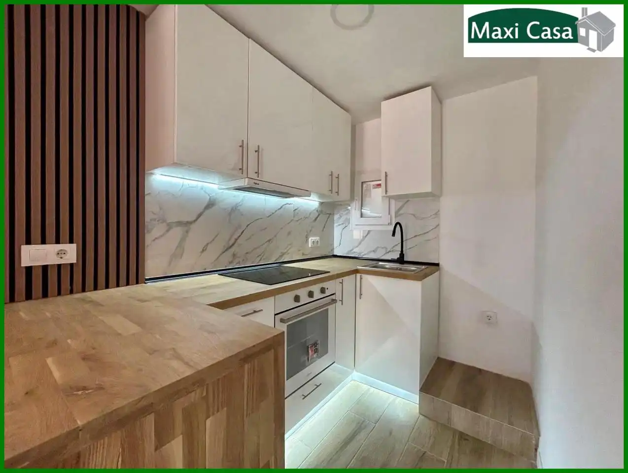 Cocina de Piso en venta en  Barcelona Capital